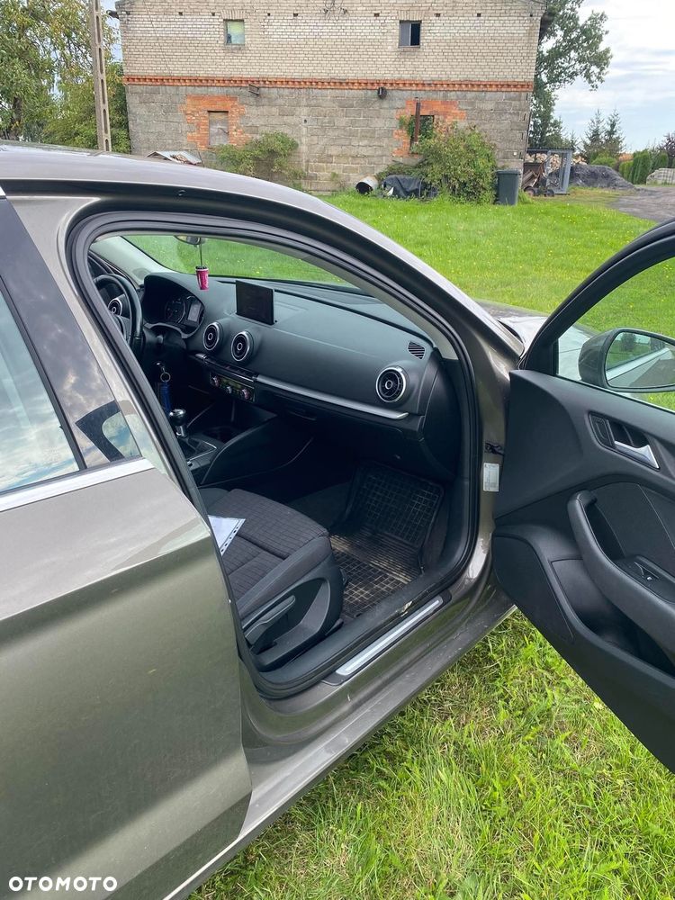 Audi A3 Limousine 2.0 TDI Ambiente - 8