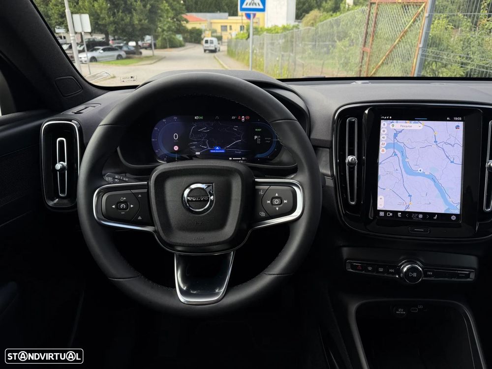 Volvo C40 Recharge Plus - 15