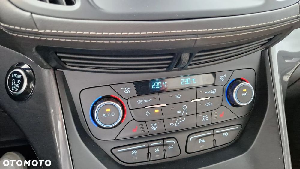 Ford Kuga 1.5 EcoBoost 4x4 Vignale - 14