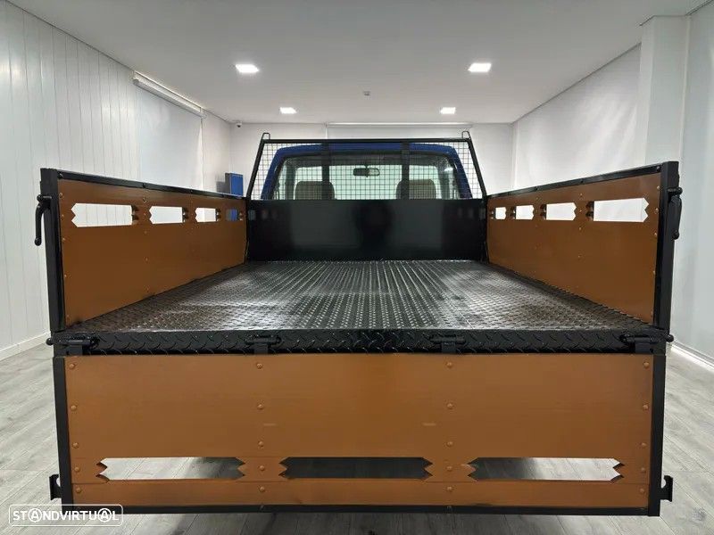 Nissan Pick-Up D22 4x2 3 LUGARES - 18