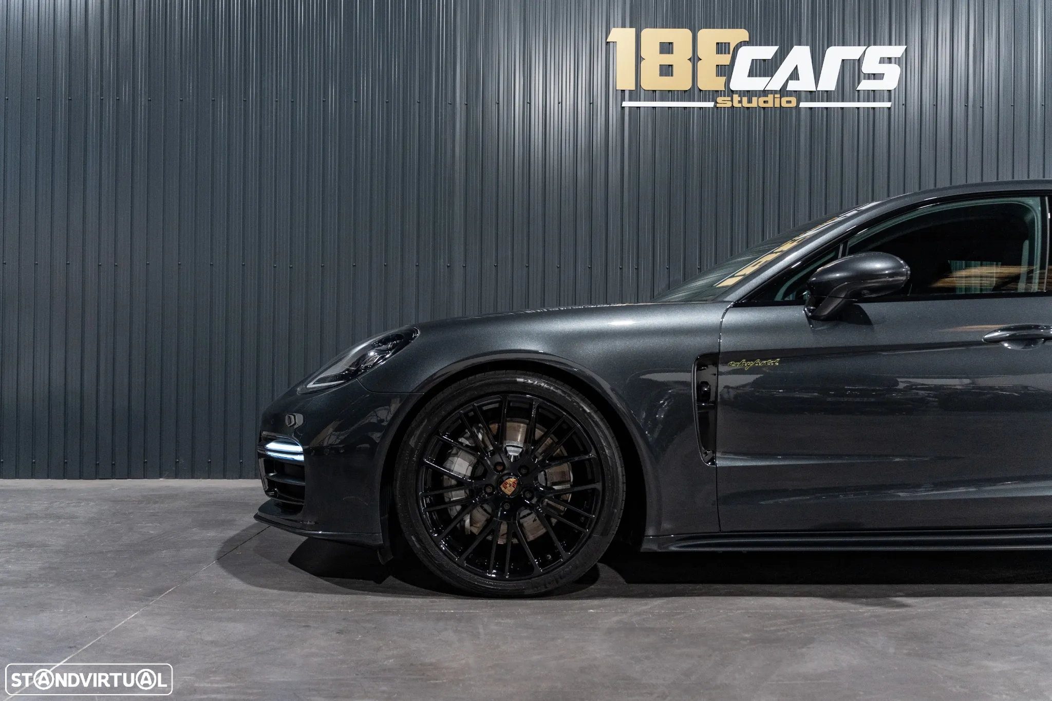 Porsche Panamera Sport Turismo 4 E-Hybrid Platinum Edition - 33