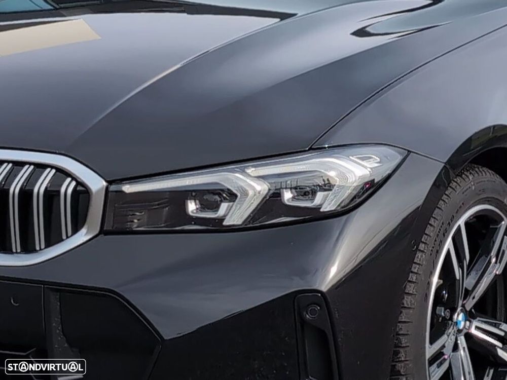 BMW 320 d Pack Desportivo M Auto - 5