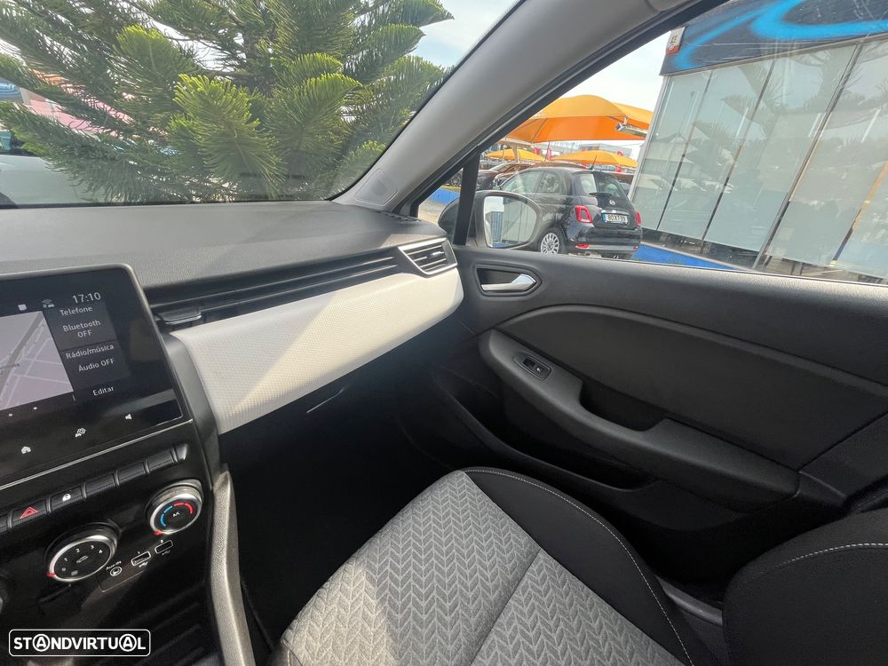 Renault Clio 1.0 TCe Limited Bi-Fuel - 34