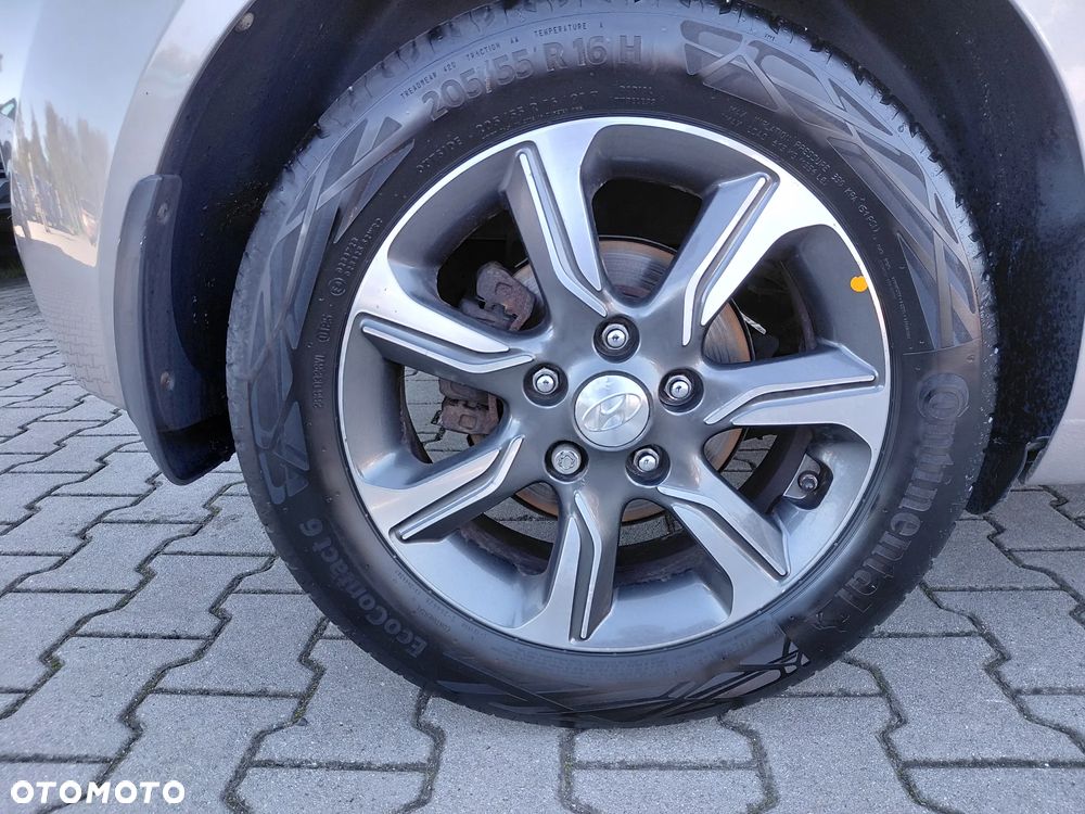 Hyundai ix20 1.6 BlueDrive Comfort - 19