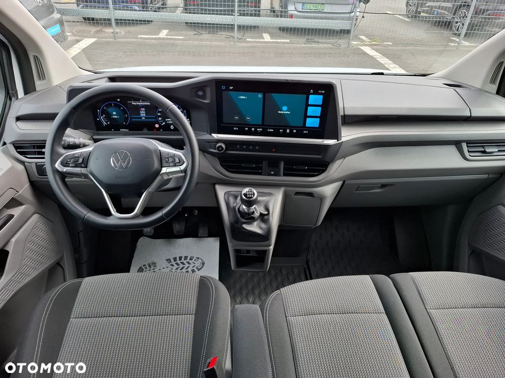 Volkswagen Caravelle - 9