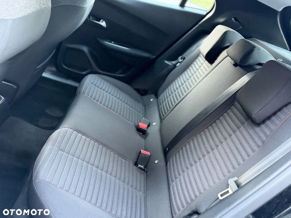 Peugeot 2008 1.2 PureTech Active S&S - 26