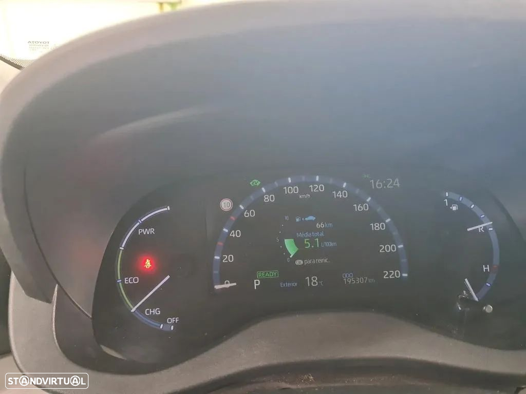 Toyota Yaris Cross 1.5 HDF Comfort - 8