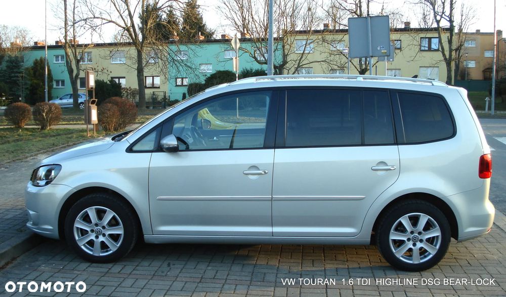 Volkswagen Touran 1.6 TDI DPF BlueMotion Technology DSG Highline - 2