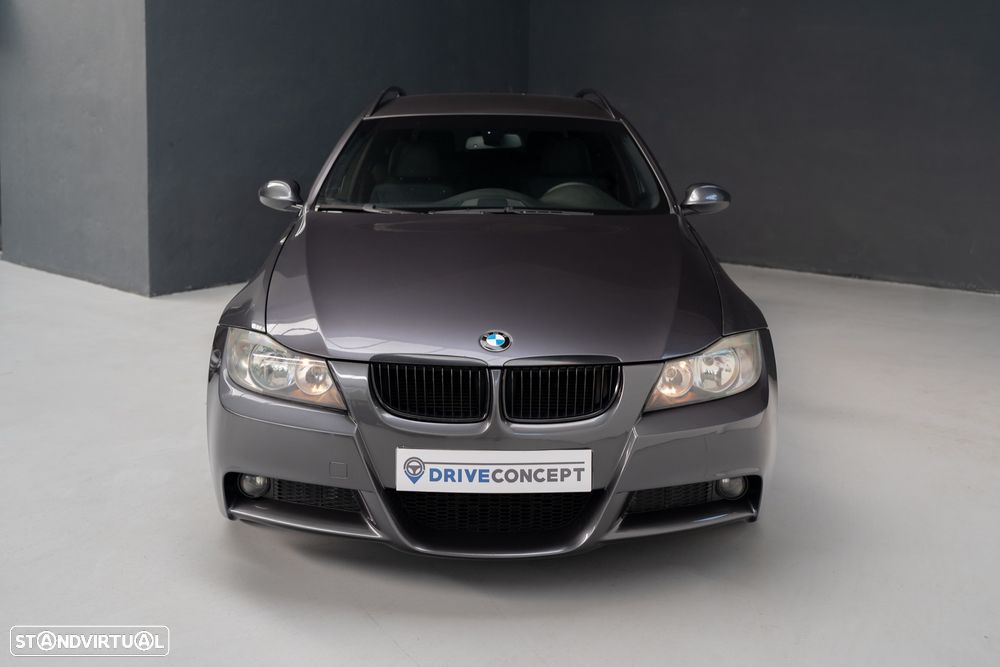 BMW 318 d - 3
