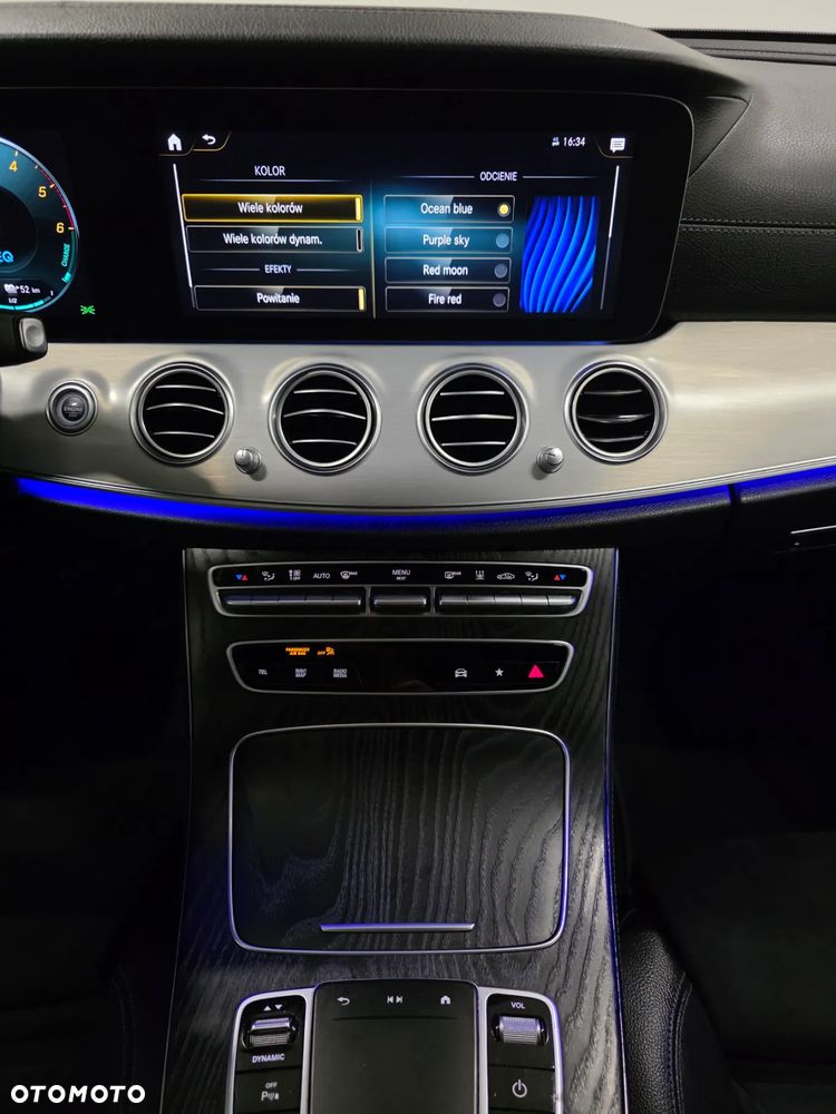 Mercedes-Benz Klasa E 300 de 9G-TRONIC AMG Line - 19