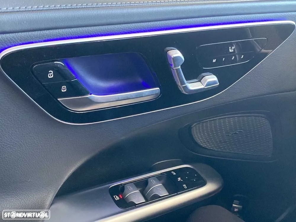 Mercedes-Benz C 300 d AMG Line - 14