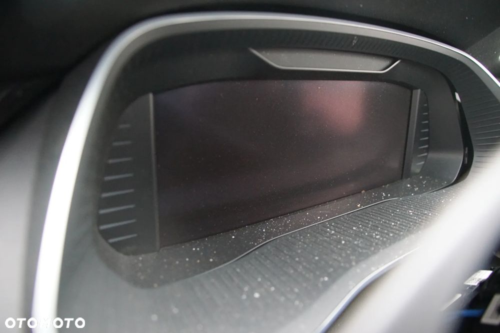 Auto na części - Skoda Octavia IV Lift 1.5 TSI 150 KM DXDB WGS LF7C 2024R Drzwi Zderzak Lampa Lusterko Klamka Szyba Deska Kokpit Sterownik Moduł Czujnik Licznik Wyświetlacz Panel Kierownica - 13