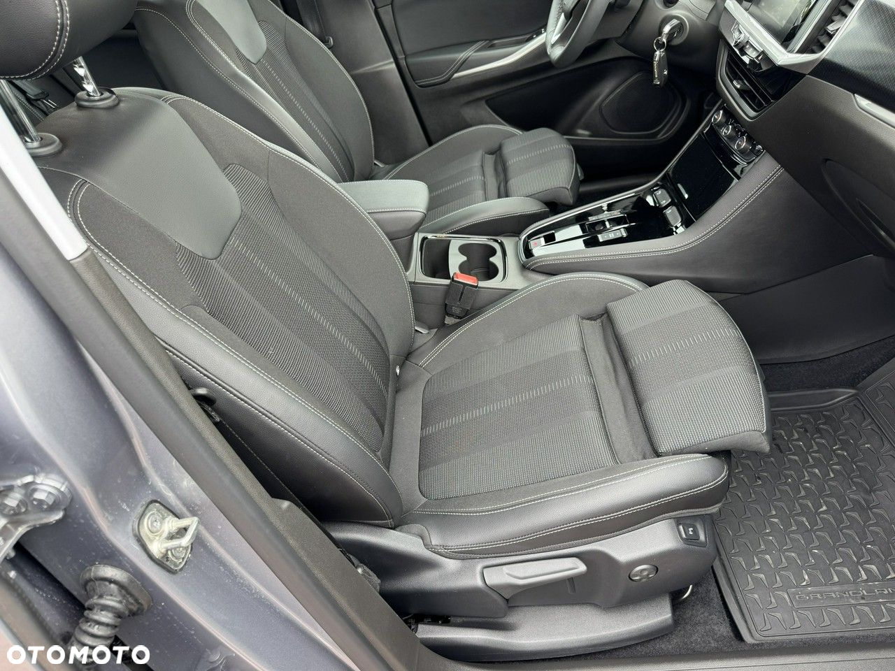 Opel Grandland 1.2 T GS S&S - 35
