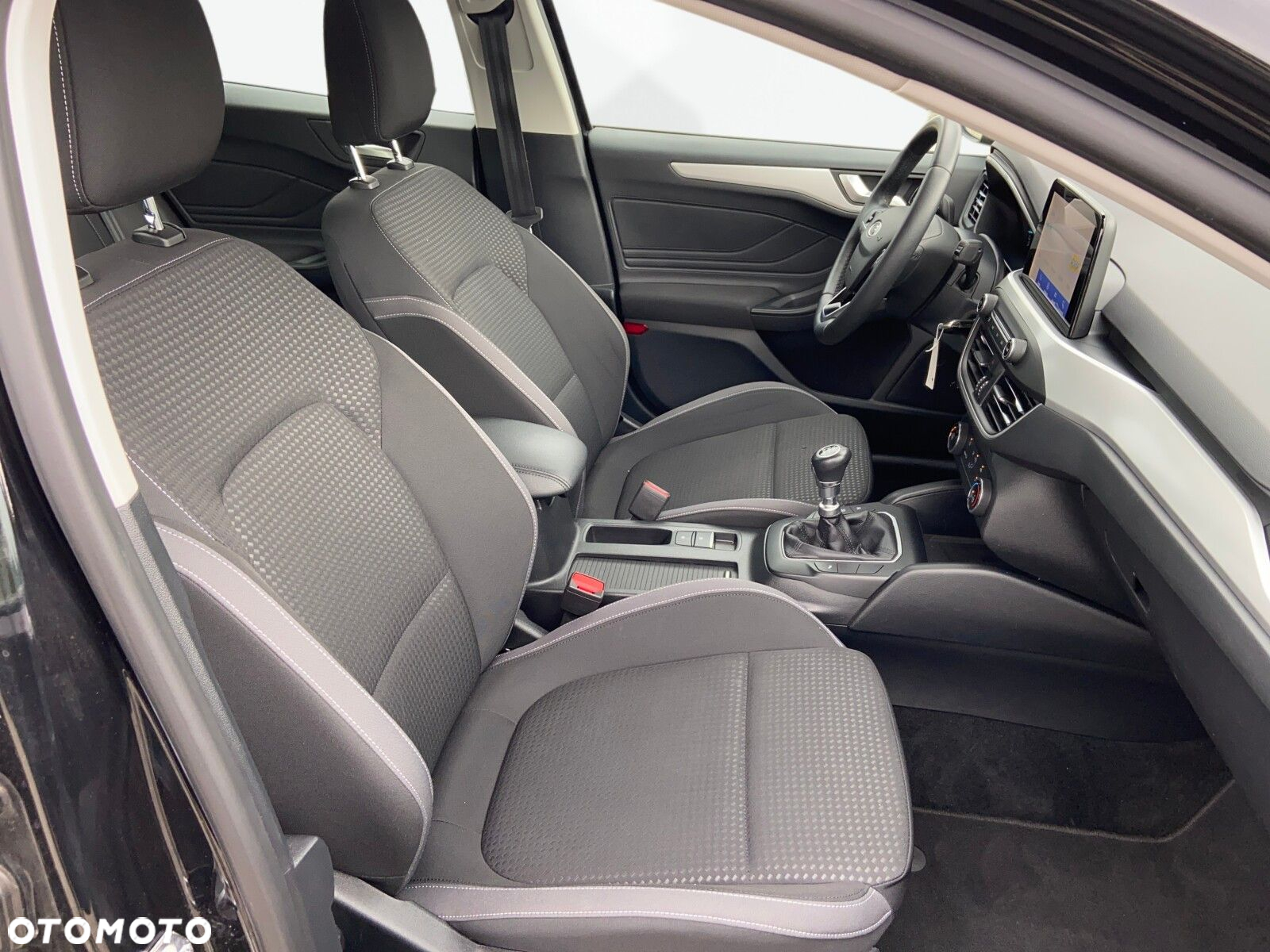 Ford Focus 1.0 EcoBoost Trend - 11