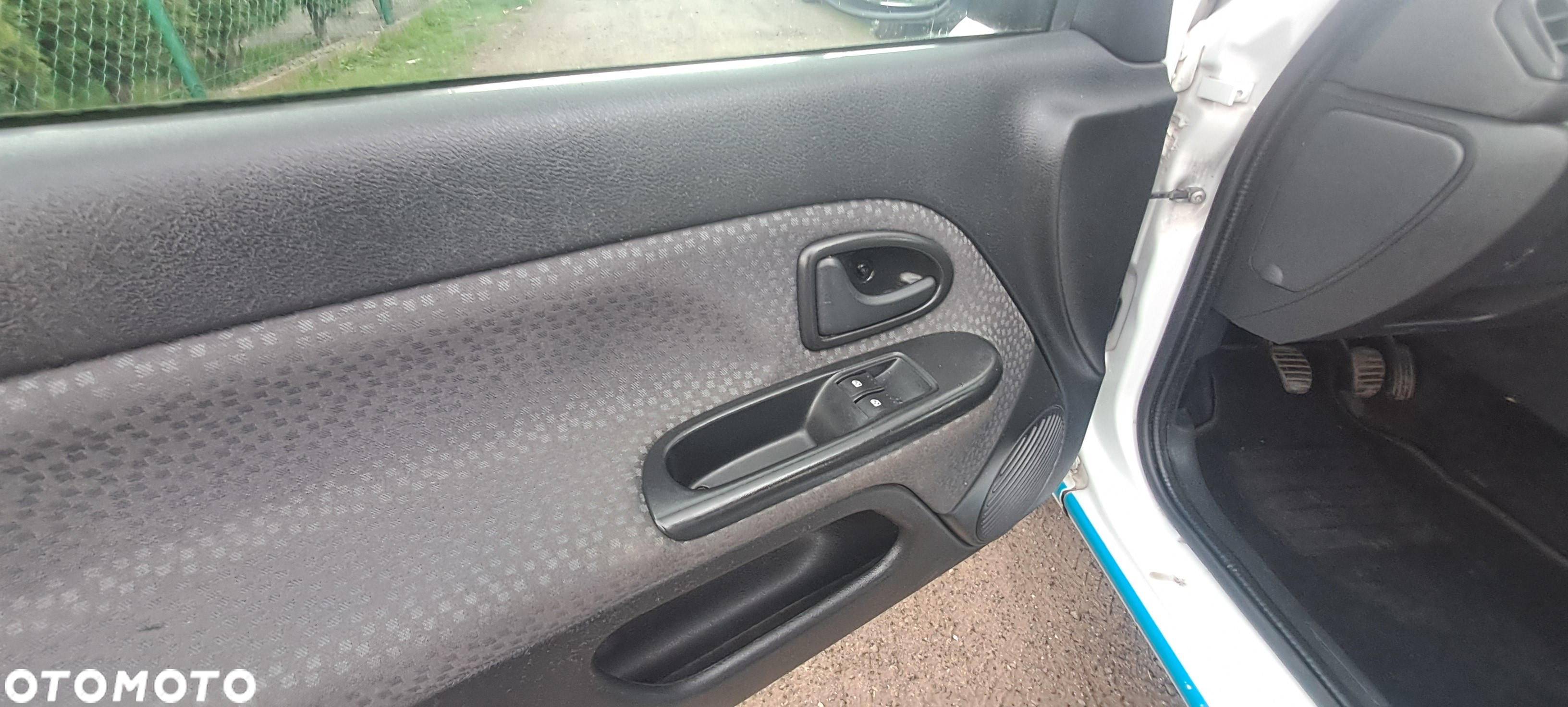 Renault Clio 1.2 Campus Access - 27