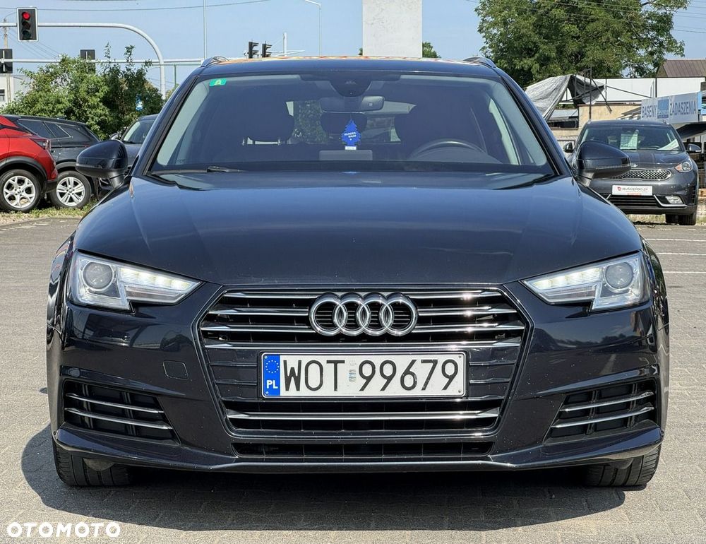 Audi A4 Avant - 14