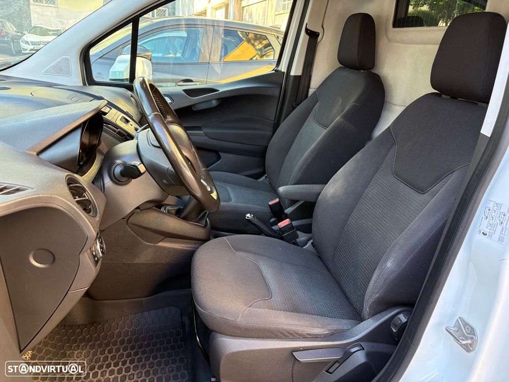 Ford Transit Courier 1.5 TDCI - 12