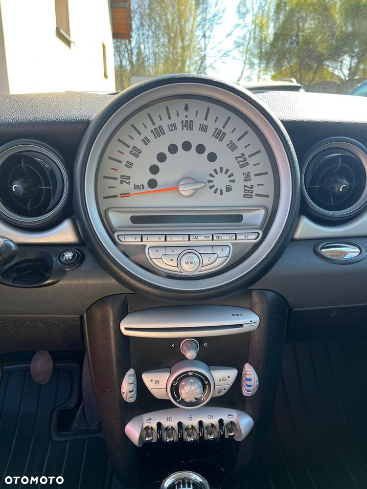 MINI ONE Standard - 12