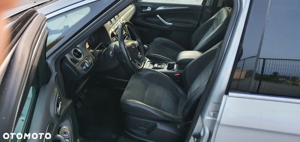 Ford S-Max 2.2 TDCi DPF Titanium X - 18