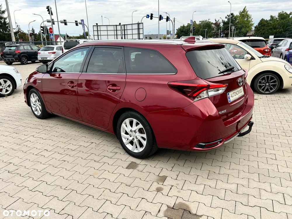 Toyota Auris 1.8 HSD Luna - 10