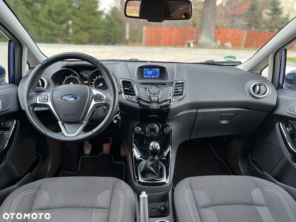 Ford Fiesta 1.5 TDCi Titanium - 22