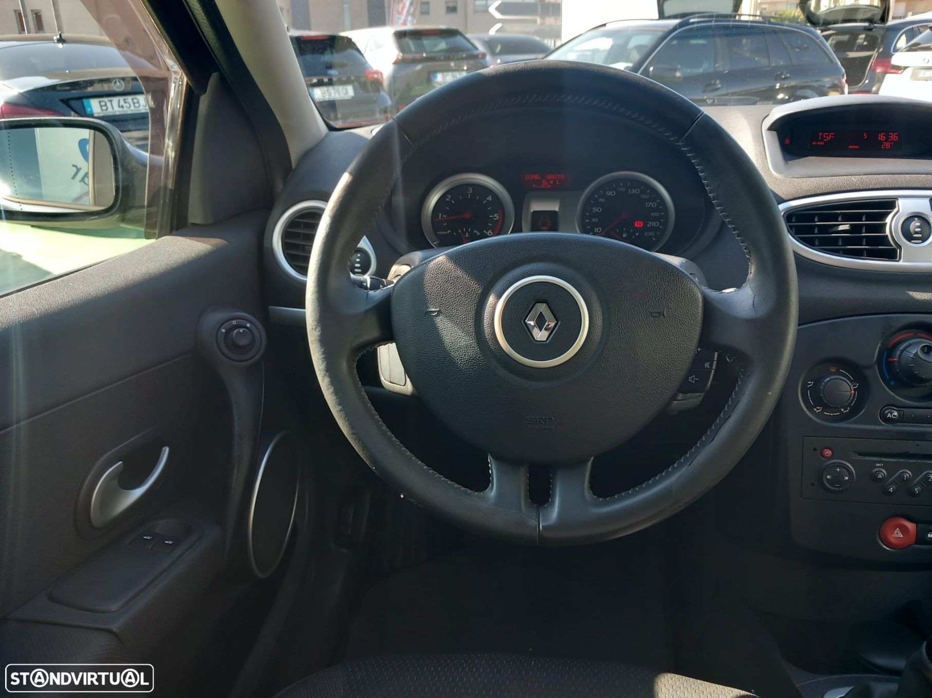 Renault Clio 1.5 dCi Confort - 16