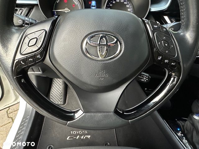 Toyota C-HR Business-Edition - 32