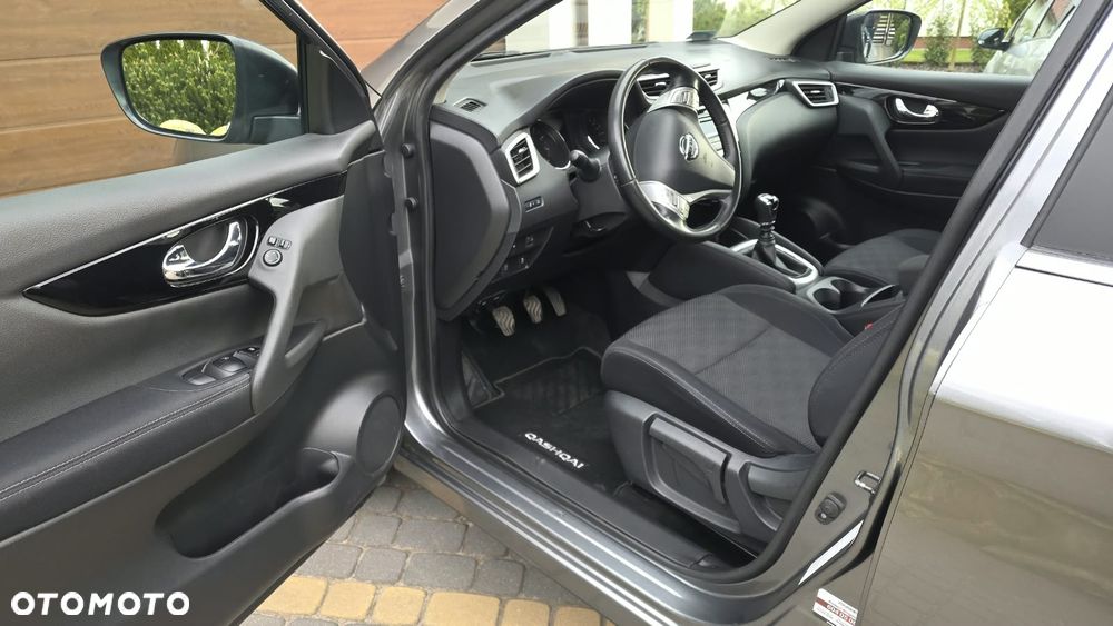 Nissan Qashqai 1.2 DIG-T Acenta EU6 - 27