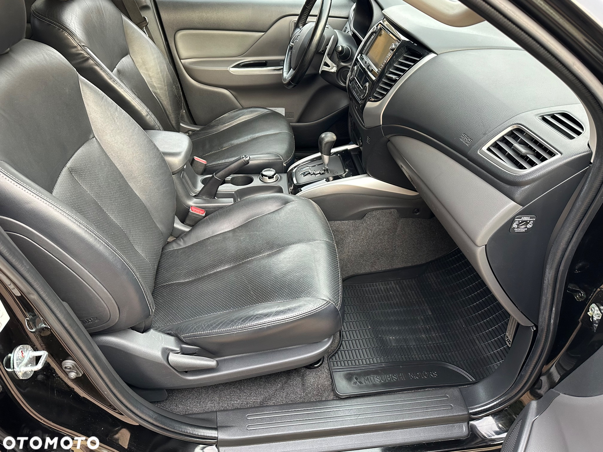 Mitsubishi L200 2.4 d DC Intense Plus EU6 - 22
