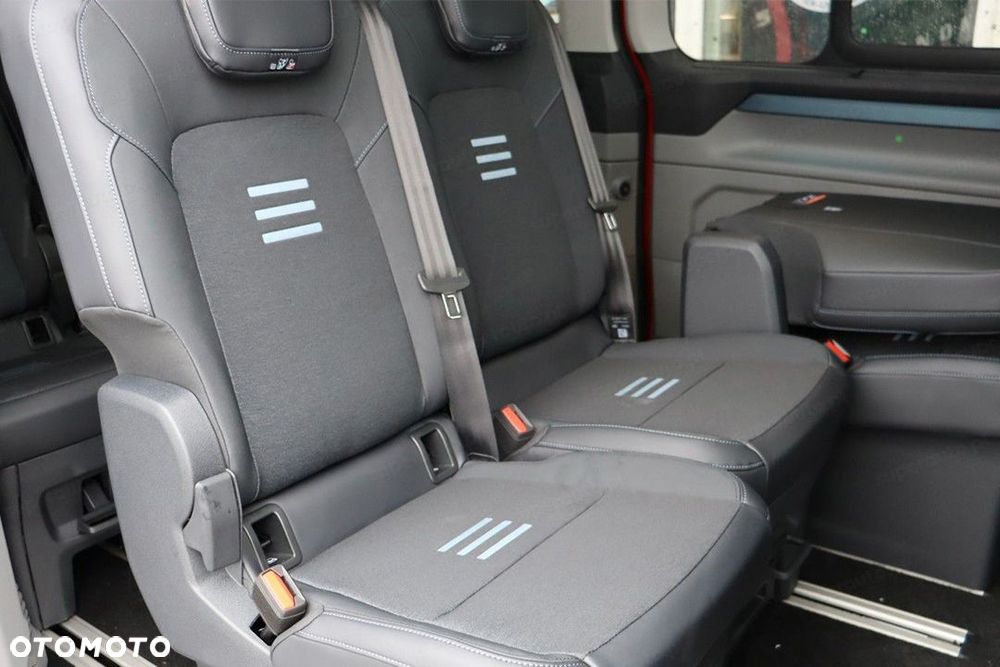 Ford Tourneo Custom - 7