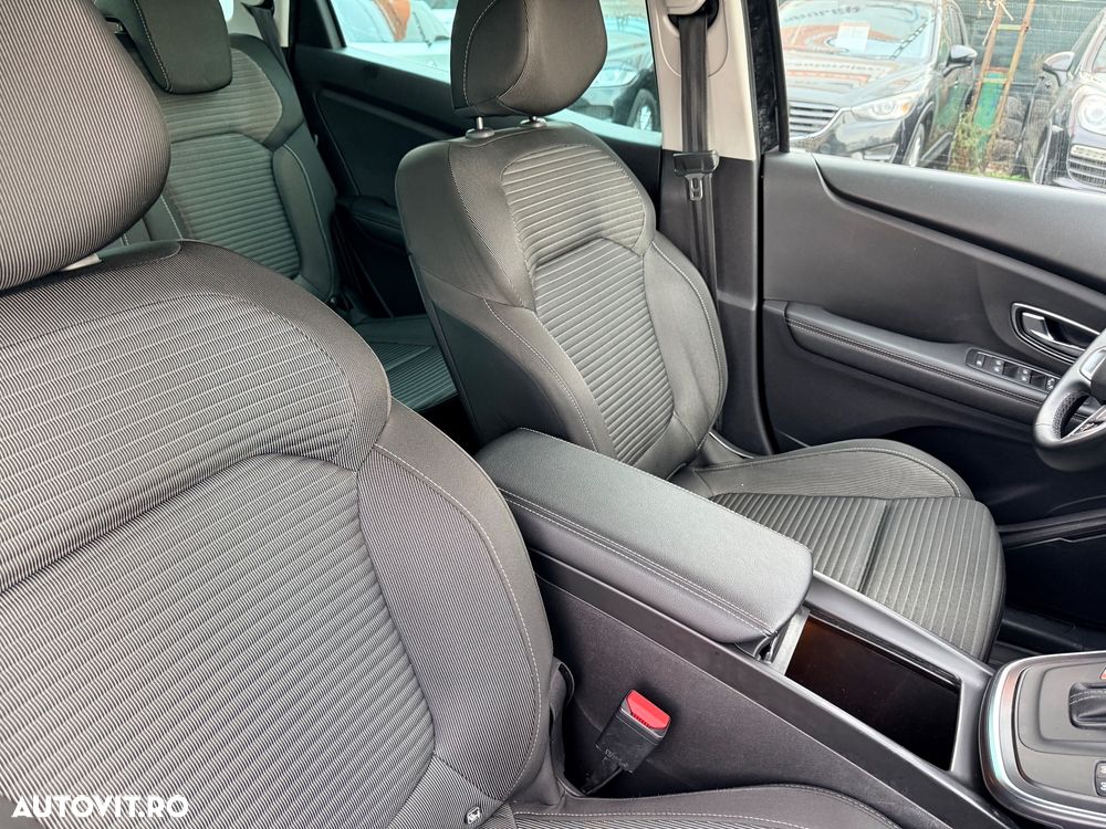 Renault Scenic BLUE dCi 120 EDC BOSE EDITION - 36