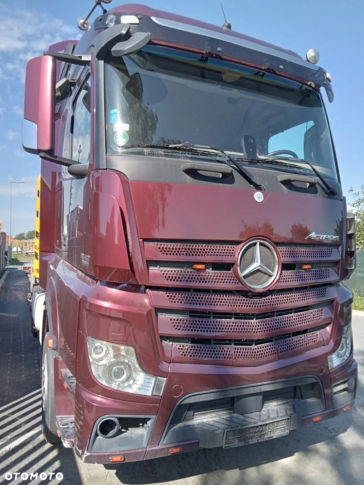 Zderzak kompletny Mercedes-Benz Actros 1842 LS - 2