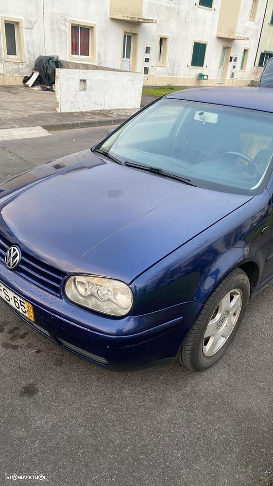 VW Golf - 1