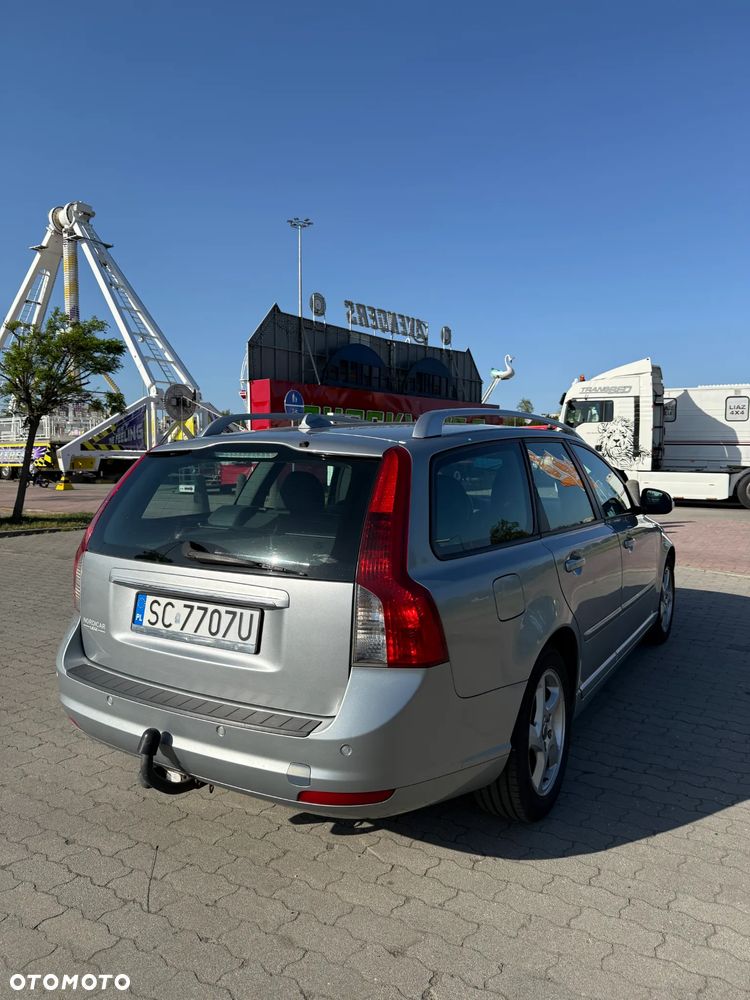 Volvo V50 D2 Momentum Start-Stop - 14