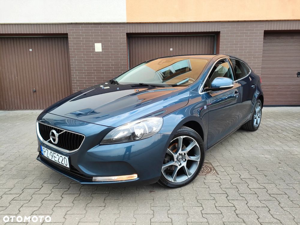 Volvo V40 D2 Ocean Race - 1
