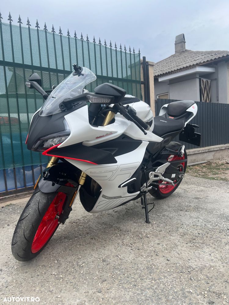 CF Moto 450 SR-S ABS - 4