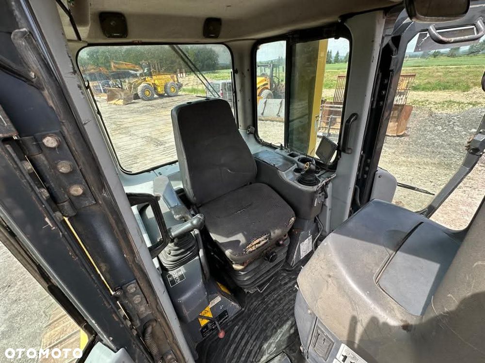 Komatsu D65PX-15 - 18