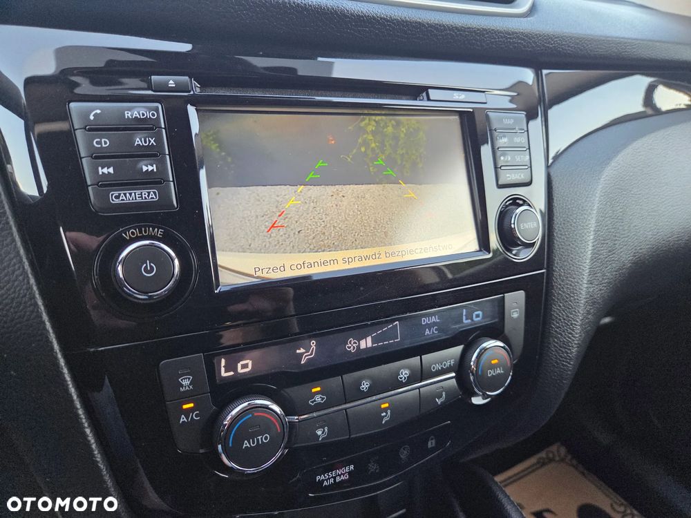 Nissan Qashqai 1.2 DIG-T N-Connecta - 21