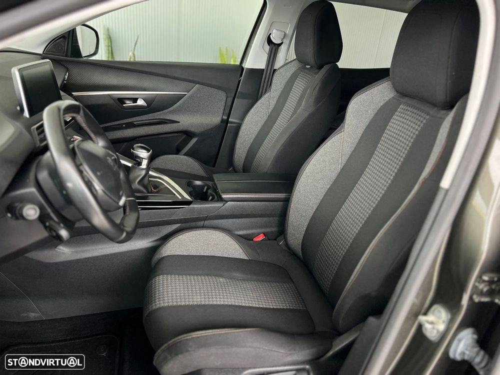 Peugeot 3008 1.5 BlueHDi Active - 11