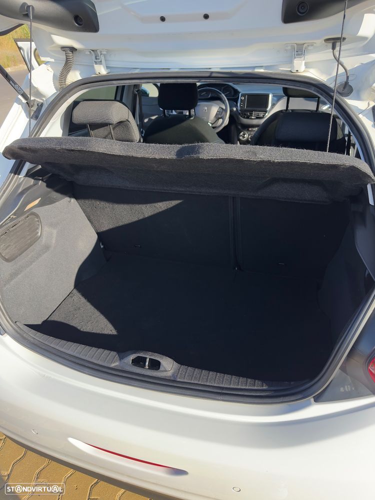 Peugeot 208 1.2 PureTech Style - 5