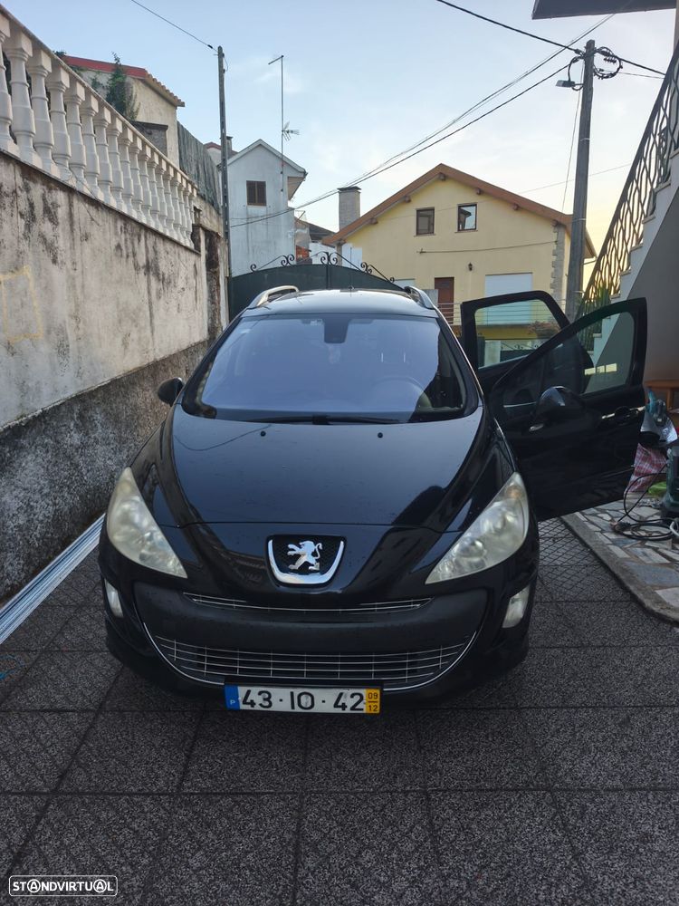 Peugeot 308 - 1