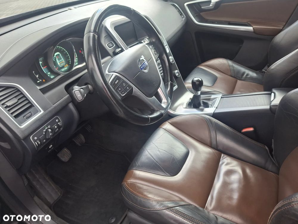 Volvo XC 60 D3 Edition Pro - 34