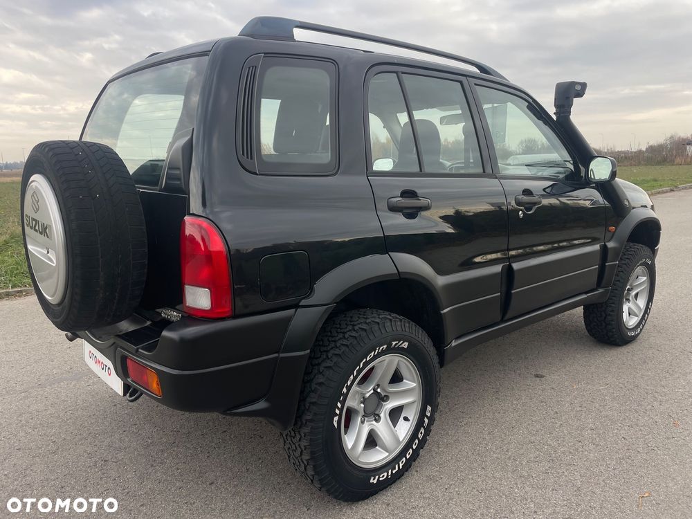 Suzuki Grand Vitara 2.0 Comfort - 26