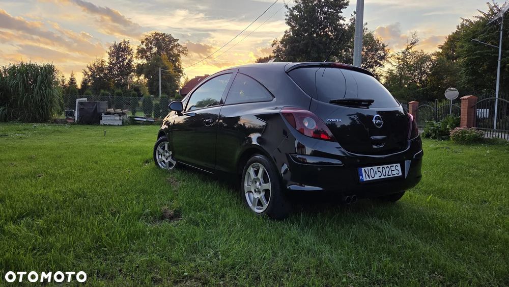 Opel Corsa 1.4 16V Color Edition - 3
