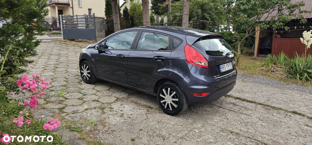 Ford Fiesta - 4