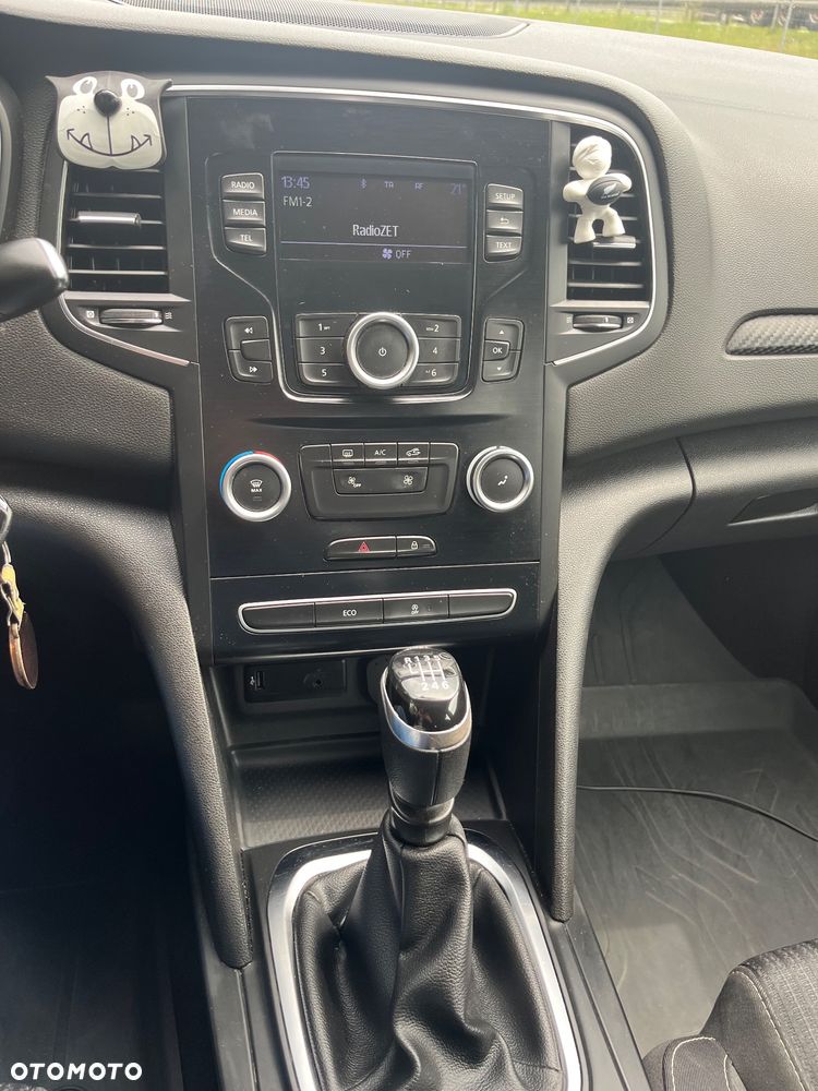 Renault Megane 1.5 dCi Zen - 8