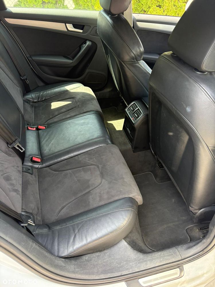 Audi A4 Avant 2.0 TDI Quattro - 6