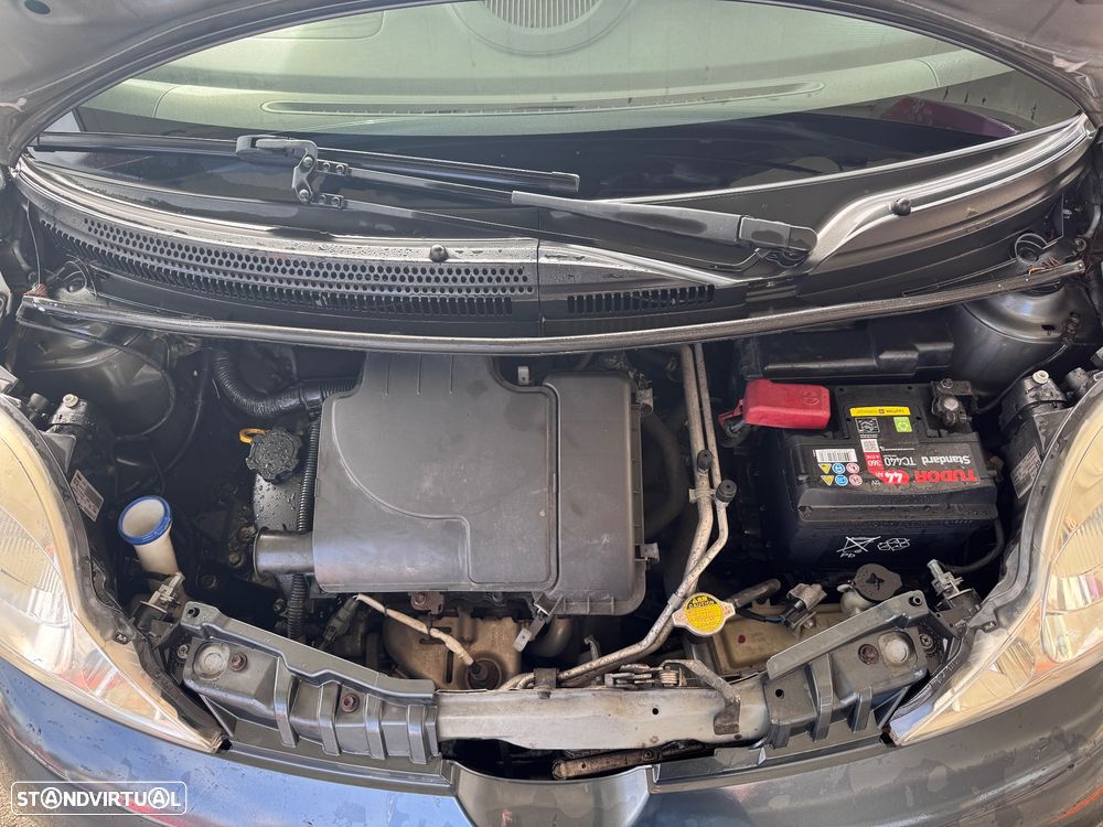 Peugeot 107 1.0 Trendy 2 Tronic - 25