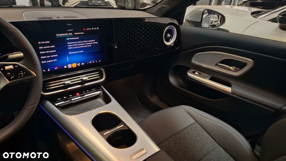Mercedes-Benz CLA 200 mHEV 8G-DCT - 13