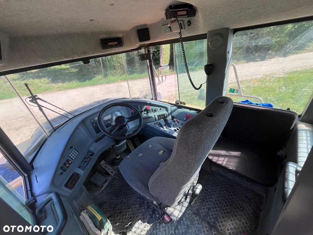 Volvo A25E - 17
